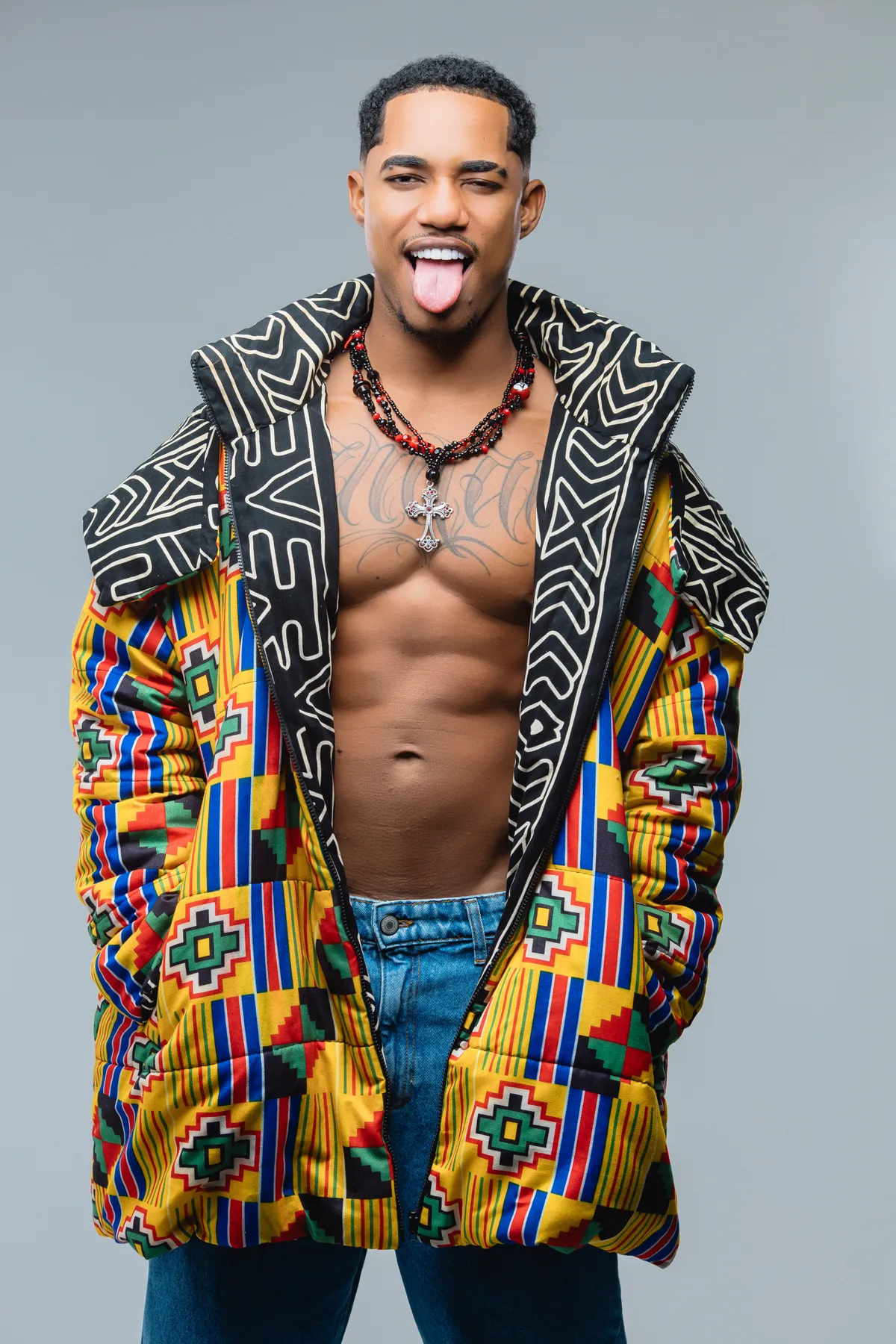 Autor do hit 'O baiano tem o molho', que embala Wagner Moura, O Kannalha prepara novo disco, faz show no Rio e fala de seu borogodó com a 'dança da batedeira’