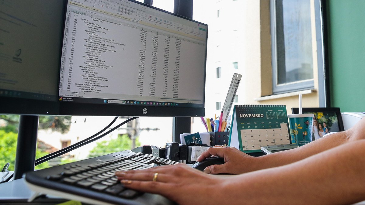 “É uma oportunidade para colocar a casa em dia”: especialistas de Caxias do Sul dão dicas de como usar o 13º salário de forma consciente