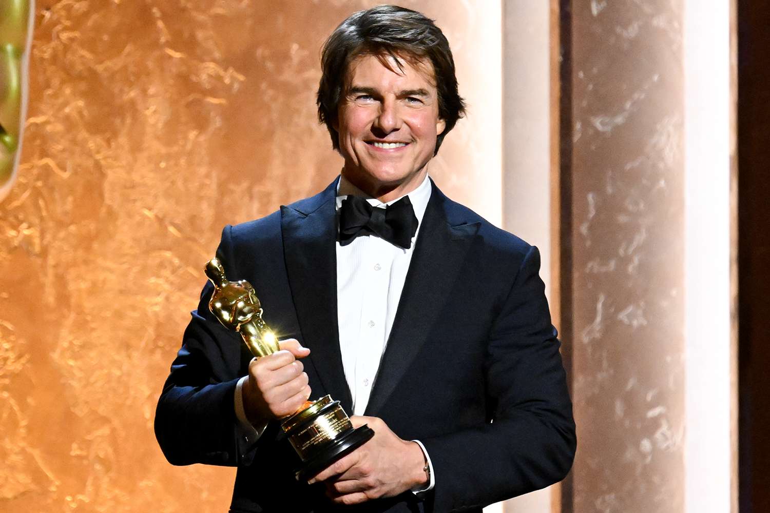 Tom Cruise Receives Honorary Oscar at 2025 Governors Awards