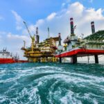 Plataforma de exploração de petróleo na China