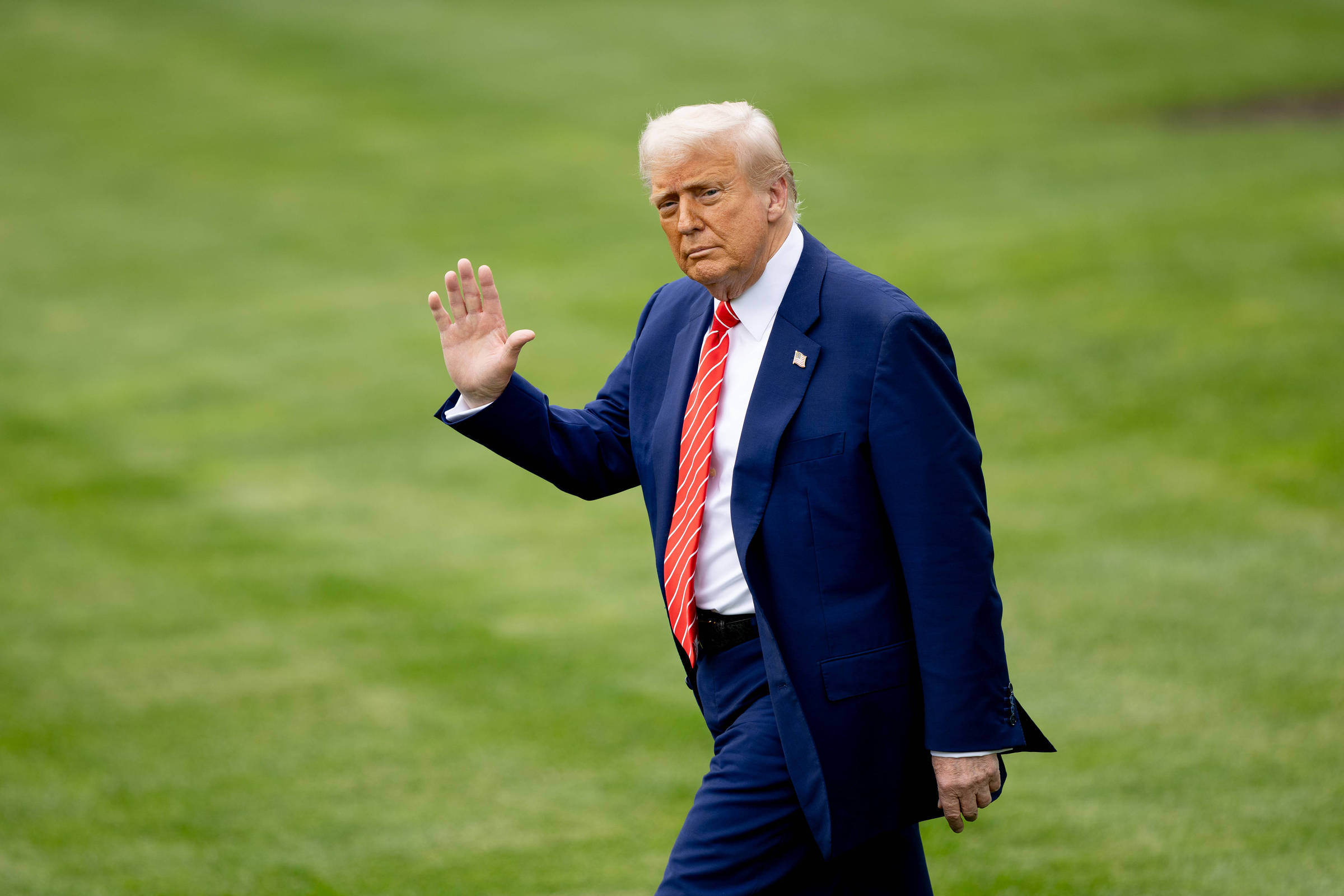 Perdão a narcotraficante expõe contradições de Trump - 30/11/2025 - Mundo