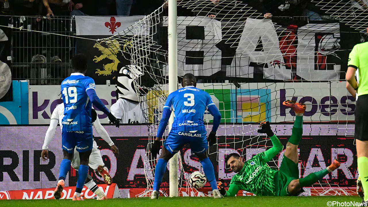 Vreemde week krijgt een vervolg: Genk incasseert nog pijnlijke gelijkmaker van Charleroi in minuut 90
