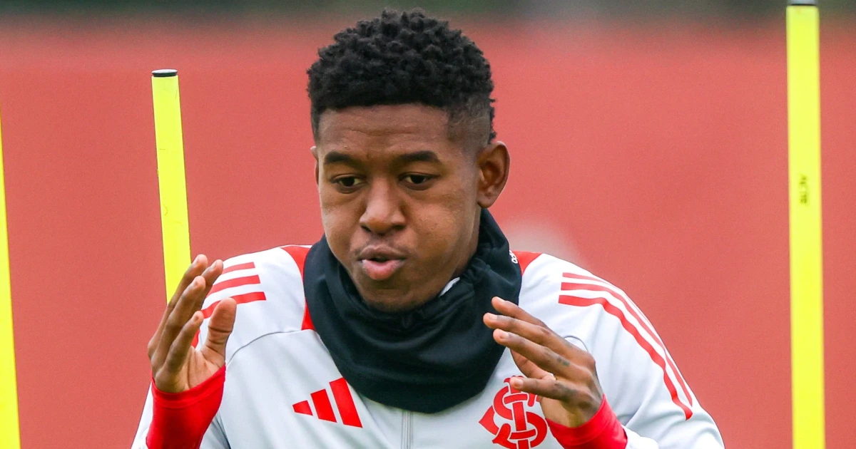 negociação com Flamengo por Vitão 'trava' após desistência do Cruzeiro