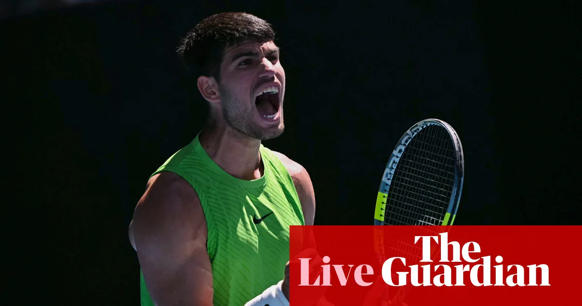 Alcaraz wins in straight sets after Sabalenka eases through – as it happened | Australian Open 2026