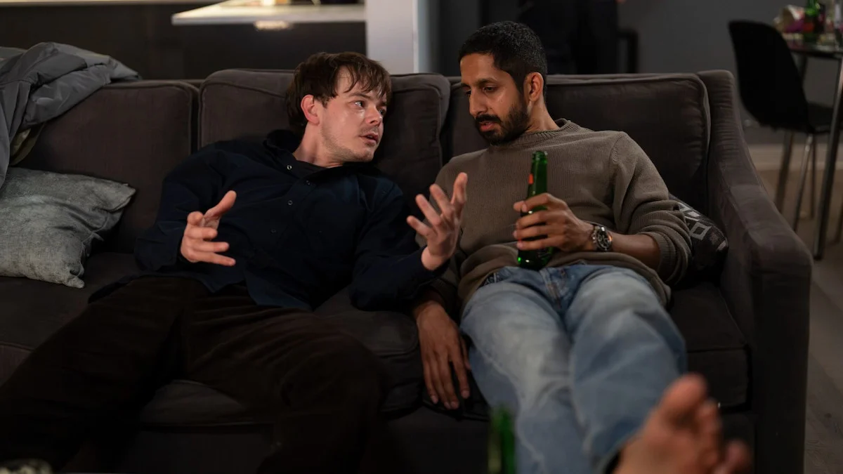 Charlie Heaton on Jim's Episode 4 Crashout With Rishi