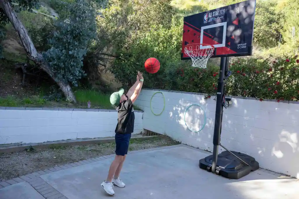 Clippers inspire by making basketball more accessible