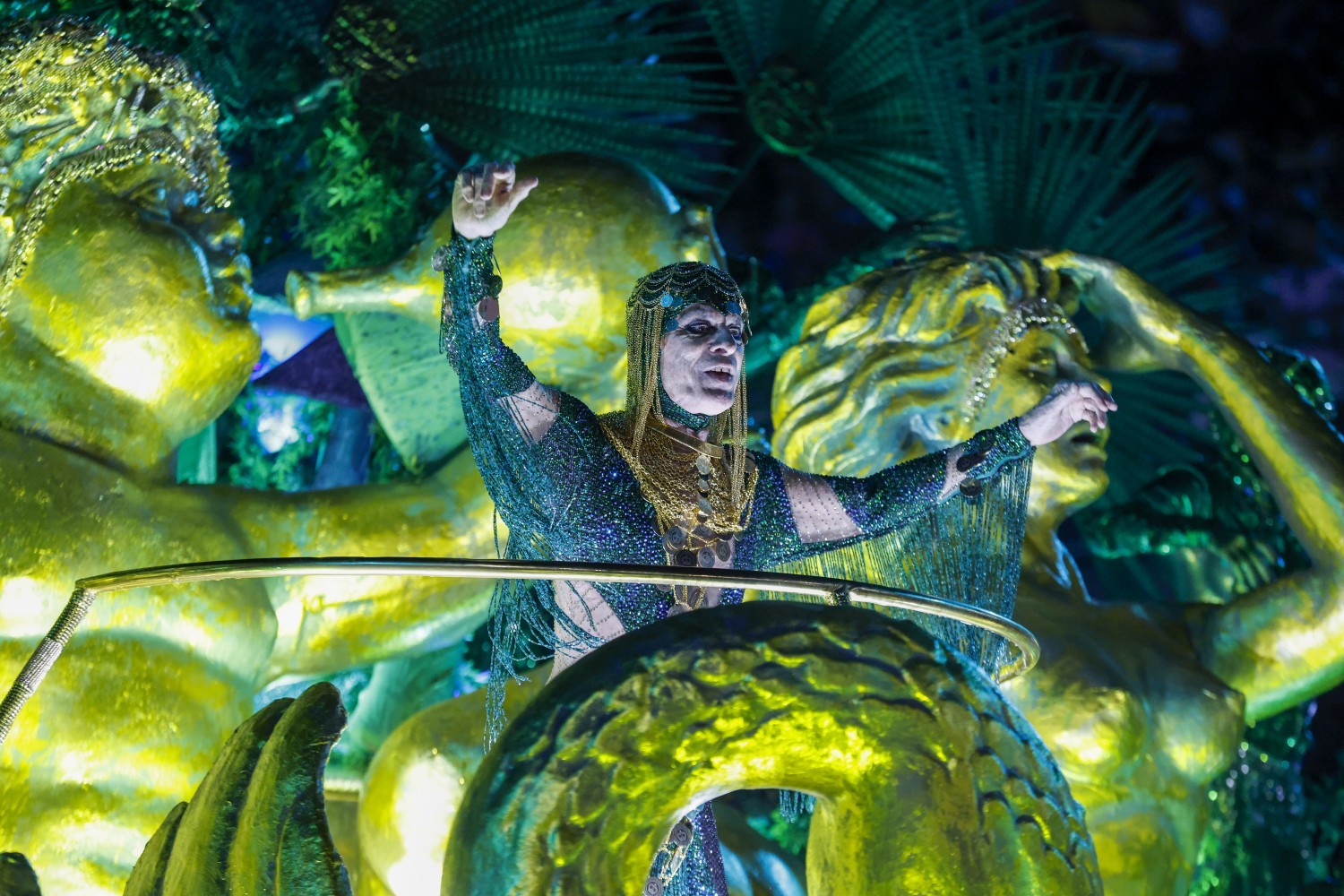 De Lula a Mestre Sacaca, primeira noite termina com certo ar de 0 a 0