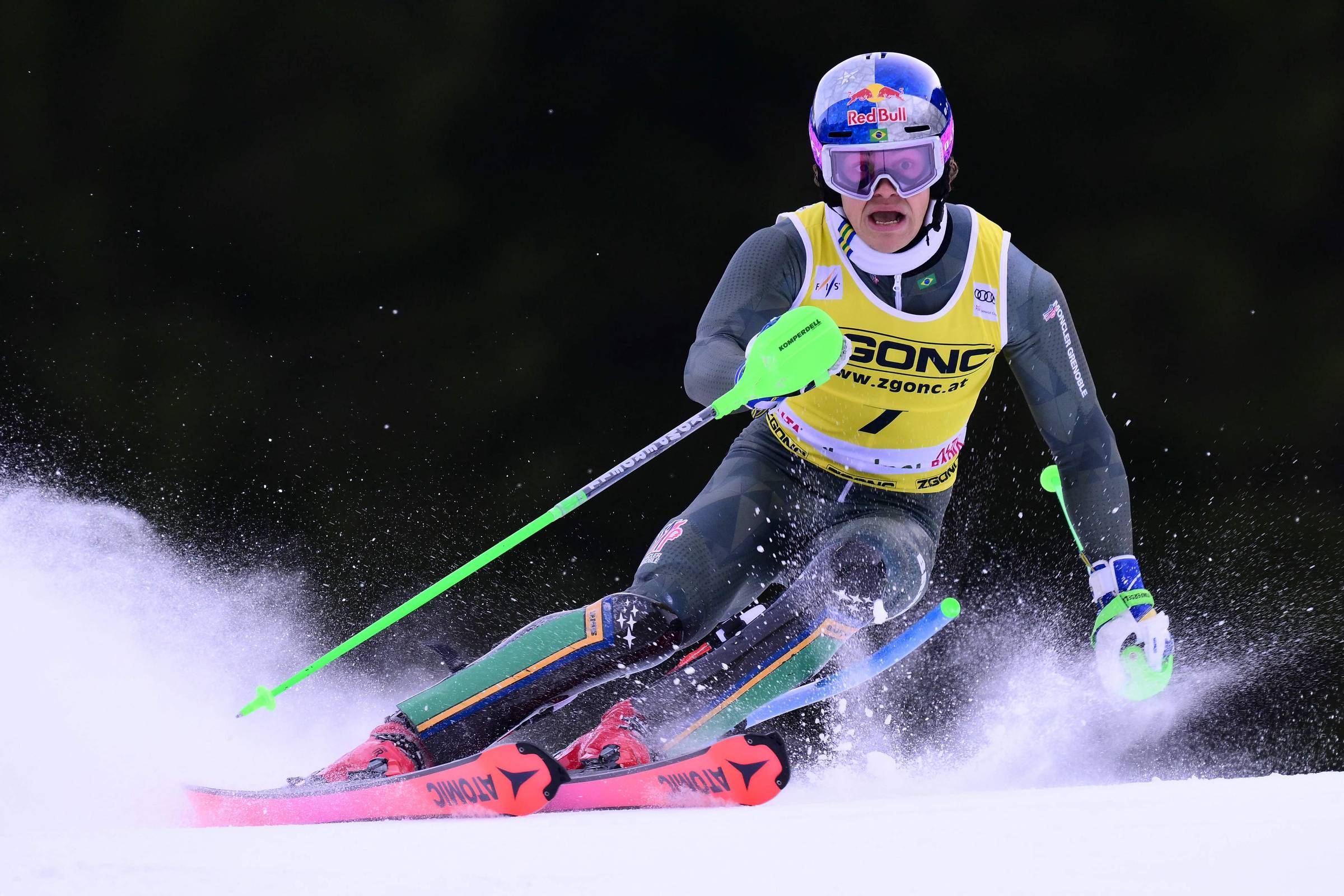 Jogos de Inverno 2026: veja quem são os atletas do Brasil - 05/02/2026 - Esporte