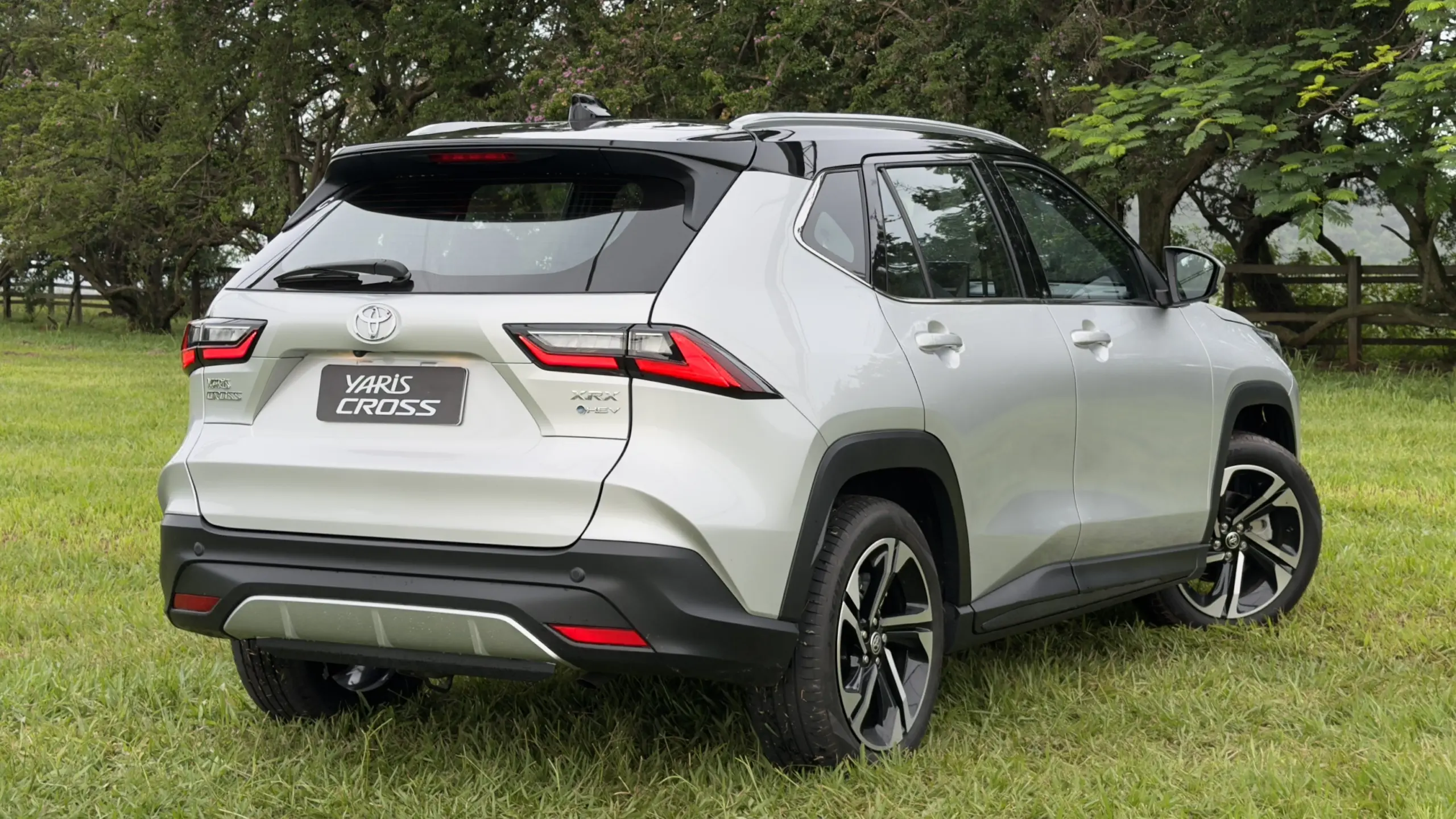 SUVs médios com preços próximos ao do Yaris Cross XRX Hybrid