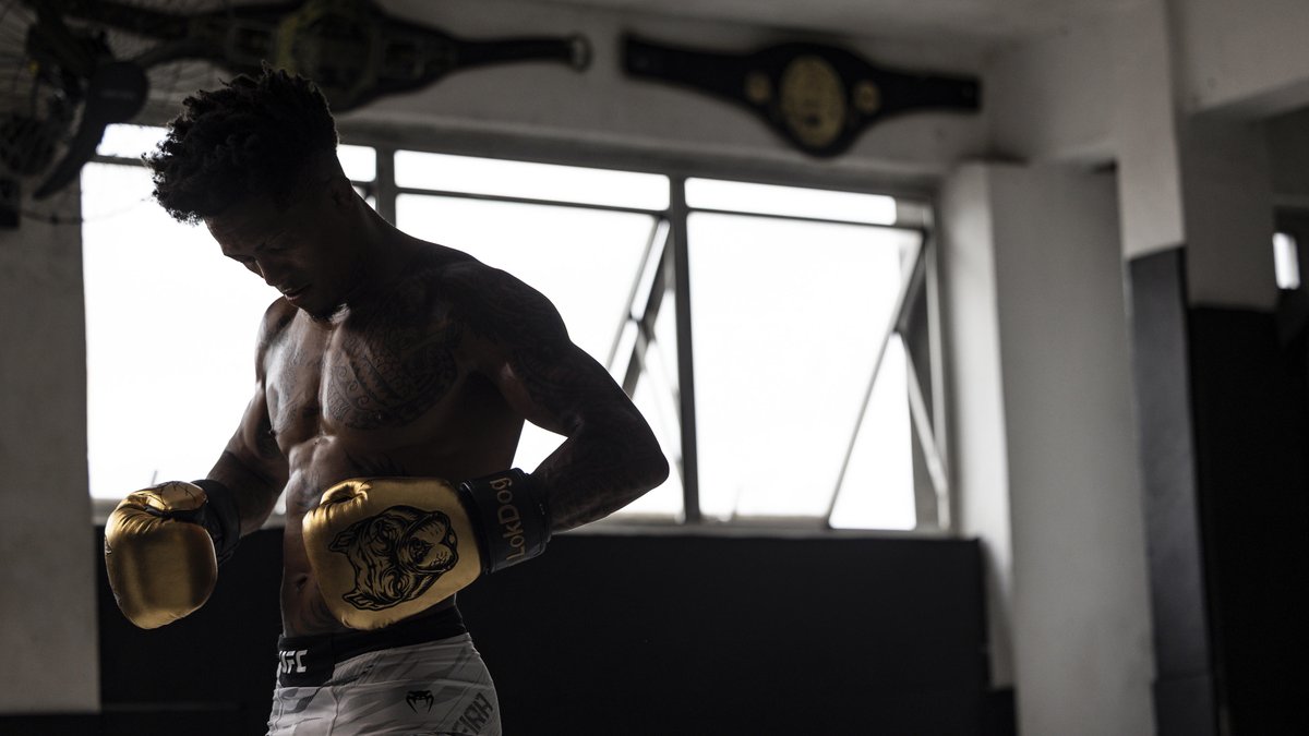 Vinicius "LokDog" Oliveira, lutador de Porto Alegre no UFC, faz combate decisivo que pode levá-lo ao top 10 do peso galo