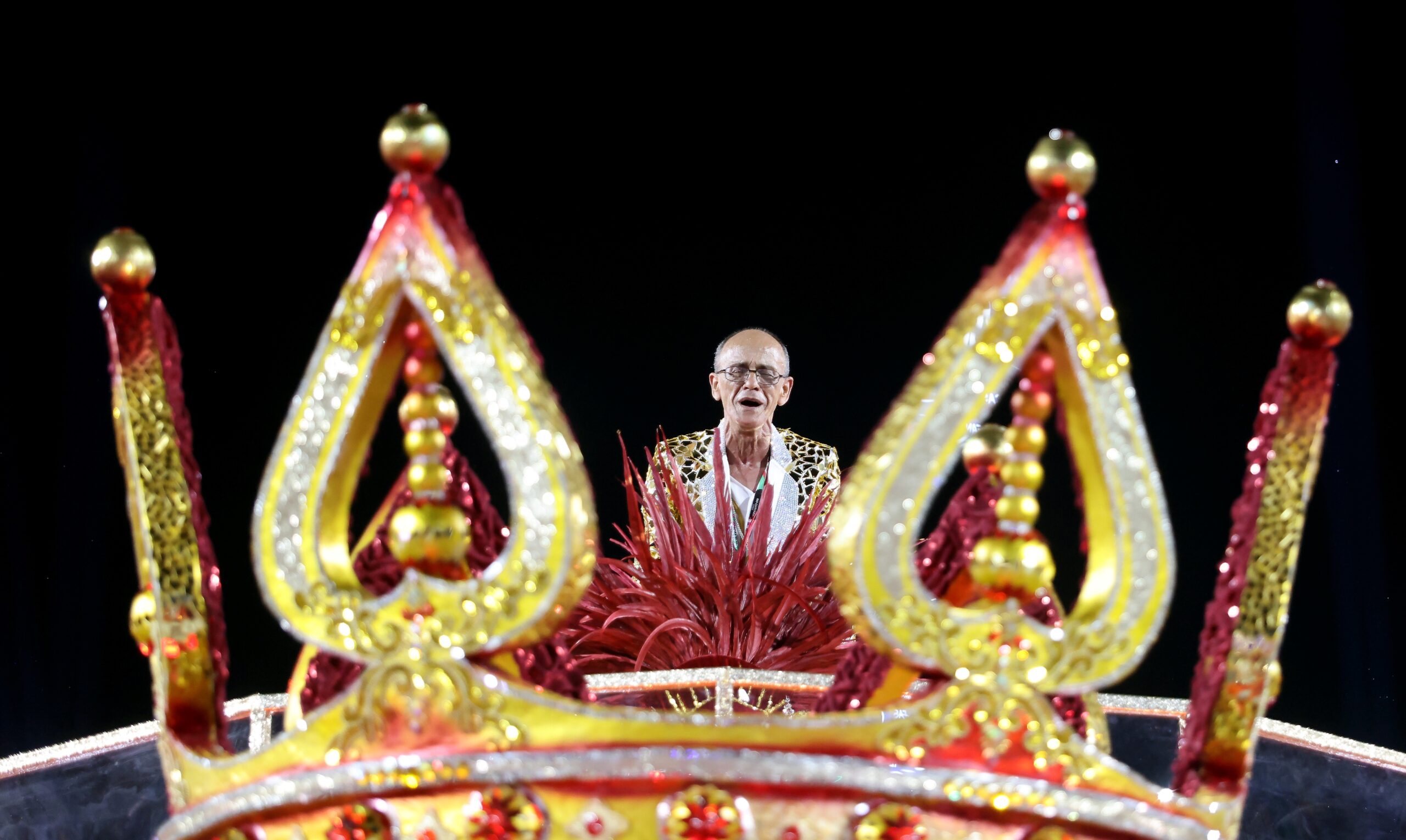 Viradouro conquista o Estandarte de Ouro de melhor escola do carnaval 2026